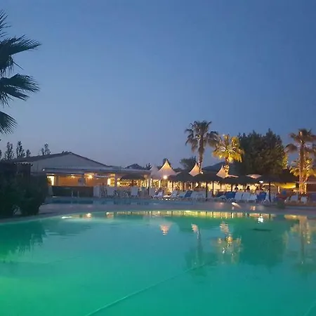 Camping Sibu Montourey * Frejus